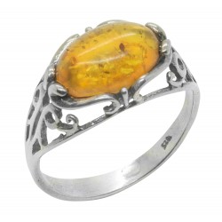 Vintage green amber ring