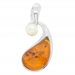 Pendentif en Ambre et Argent accompagné d'une perle naturelle.