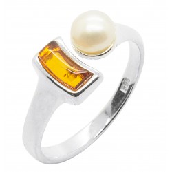 Ring in Amber cognac, natural pearl and Silver 925/1000