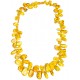 Collier pétale d'ambre couleur cognac
