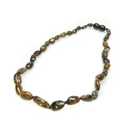 Collier Ambre bébé couleur vert, perle olive