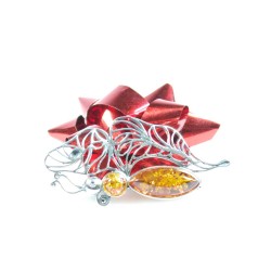 Broche en ambre naturel et Argent forme papillon